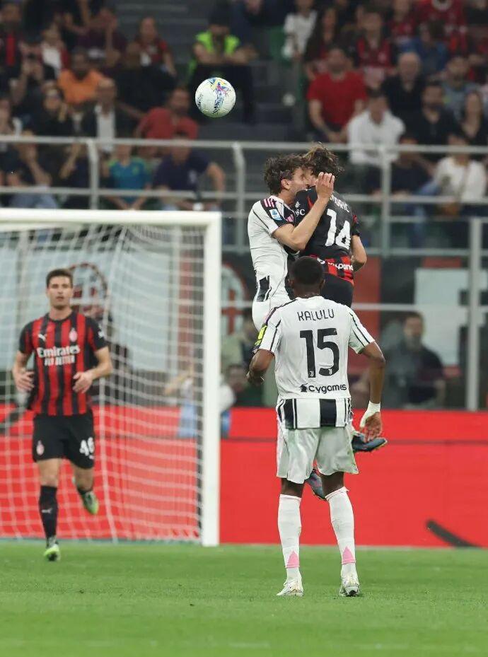 kaiyun 官网-记者丨莫德里奇被换下时感到头晕