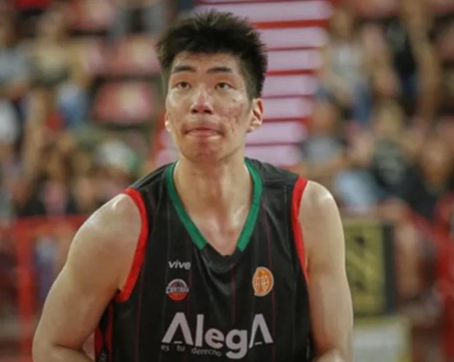 开云体育-这场有点铁！余嘉豪5中1得8分，错失多个机会，造杀伤能力是真强